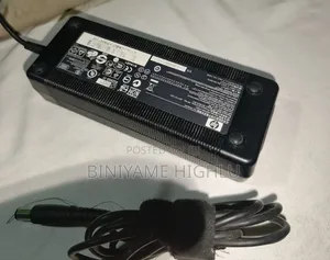 Photo - Original Hp 19v 7.1ampere 135 Watt Charger