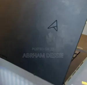 New Laptop Asus 16GB AMD Ryzen 5 SSD 512GB