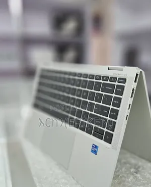 New Laptop HP EliteBook 1040 G8 16GB Intel Core i7 SSD 512GB