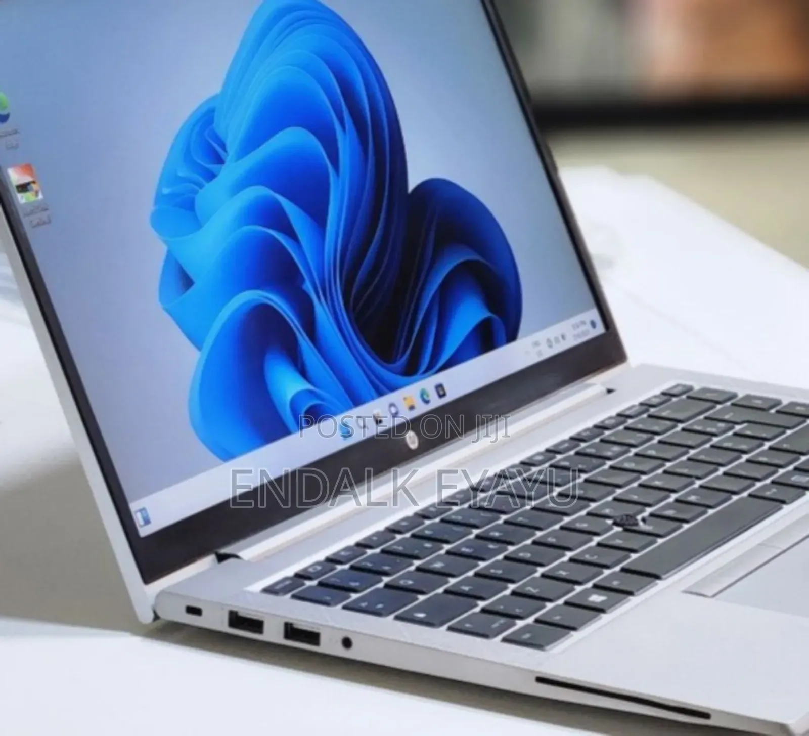 New Laptop HP EliteBook 840 G8 16GB Intel Core I5 SSD 512GB