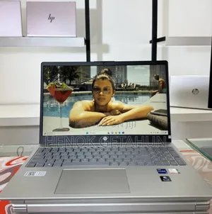 New Laptop HP Stream Notebook 16GB Intel Core I7 SSD 512GB