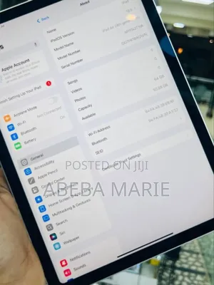 Photo - New Apple iPad Air 64 GB