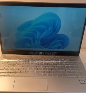 New Laptop HP Pavilion 15 12GB Intel Core I5 SSD 256GB