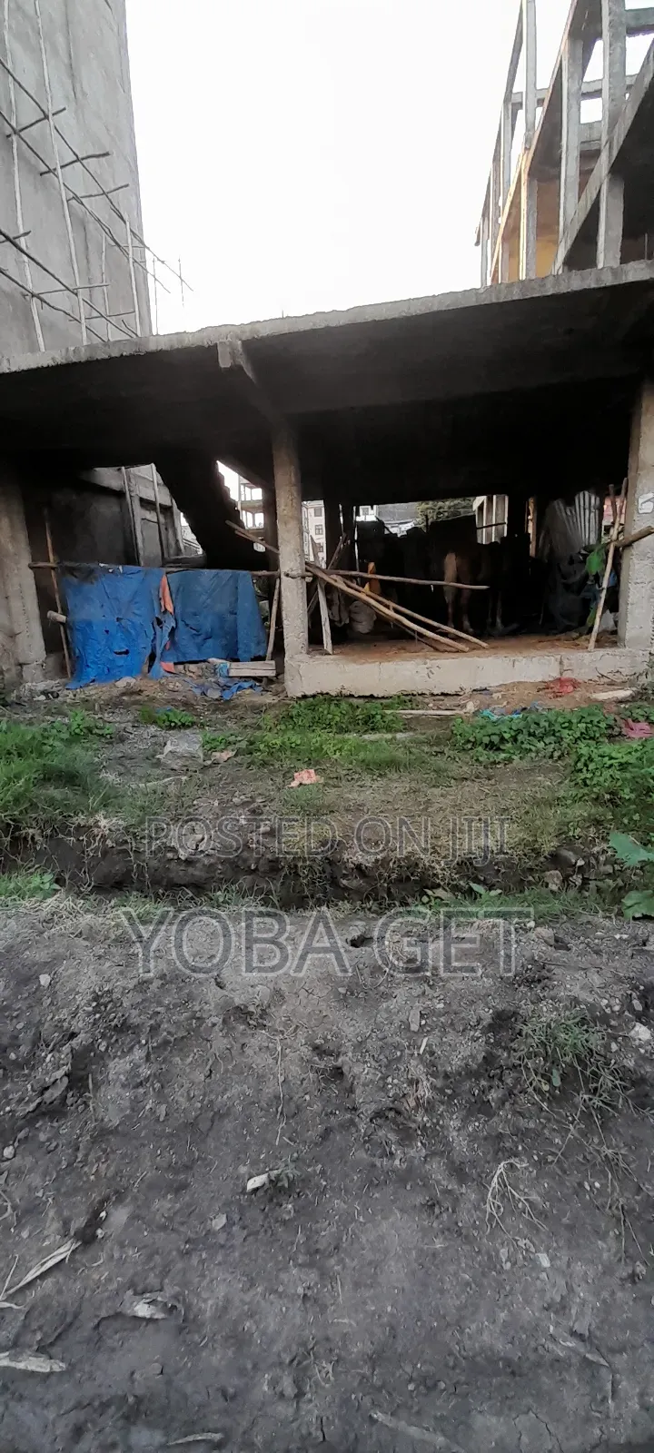 4bdrm House in Akaky Kaliti for sale