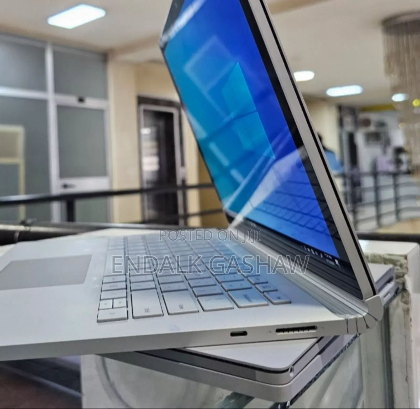 New Laptop Microsoft Surface Book 3 16GB Intel Core I7 SSD 256GB