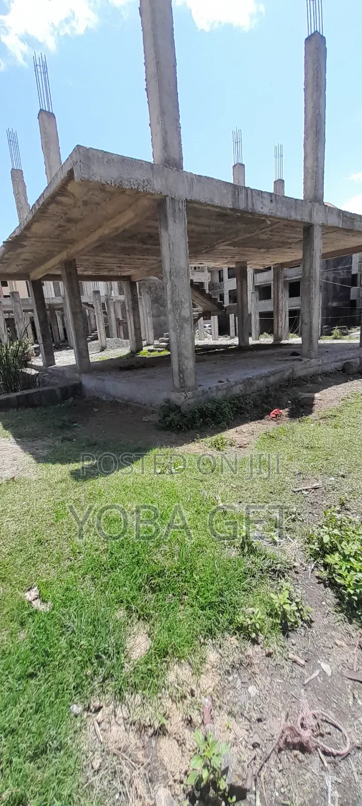 4bdrm House in Akaky Kaliti for sale