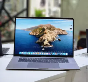 New Laptop Apple MacBook 2019 32GB Intel Core I9 SSD 1T