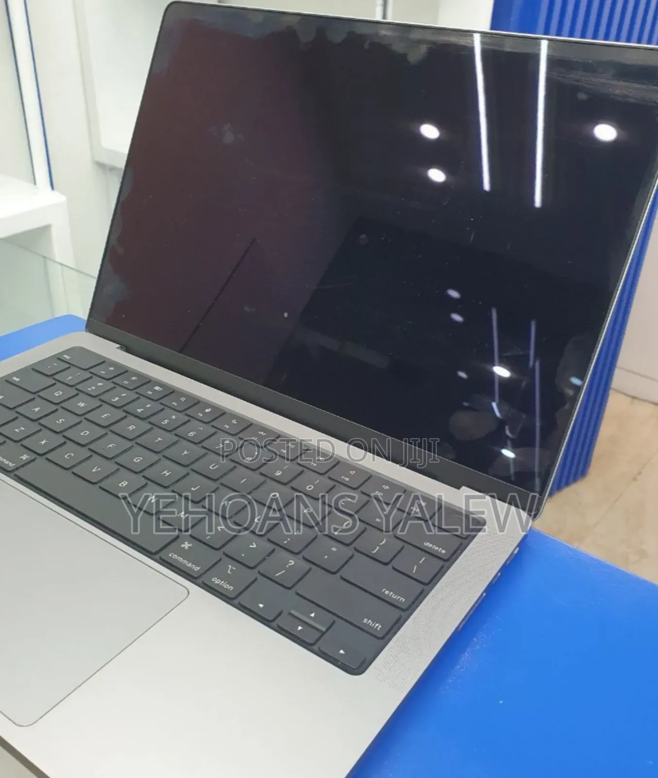 New Laptop Apple MacBook Pro 2021 M1 32GB Apple M1 SSD 512GB