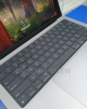 New Laptop Apple MacBook Pro 2021 M1 32GB Apple M1 SSD 512GB