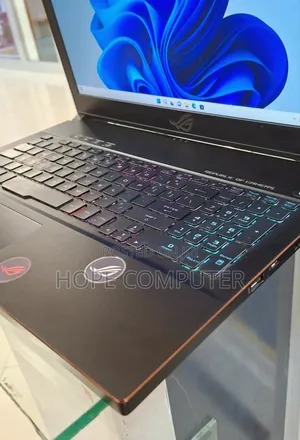 New Laptop Asus ROG Zephyrus G15 16GB Intel Core I7 SSD 128GB