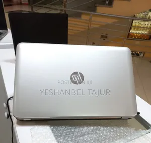 New Laptop HP Pavilion 10 4GB AMD A6 HDD 1T