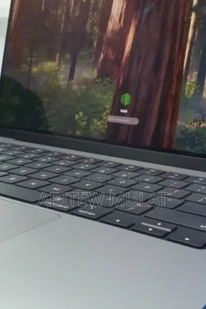 New Laptop Apple MacBook Pro M1 32GB Apple M1 SSD 2T