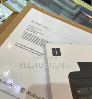 New Microsoft Surface Pro 16GB Qualcomm Snapdragon X Plus SSD 512GB