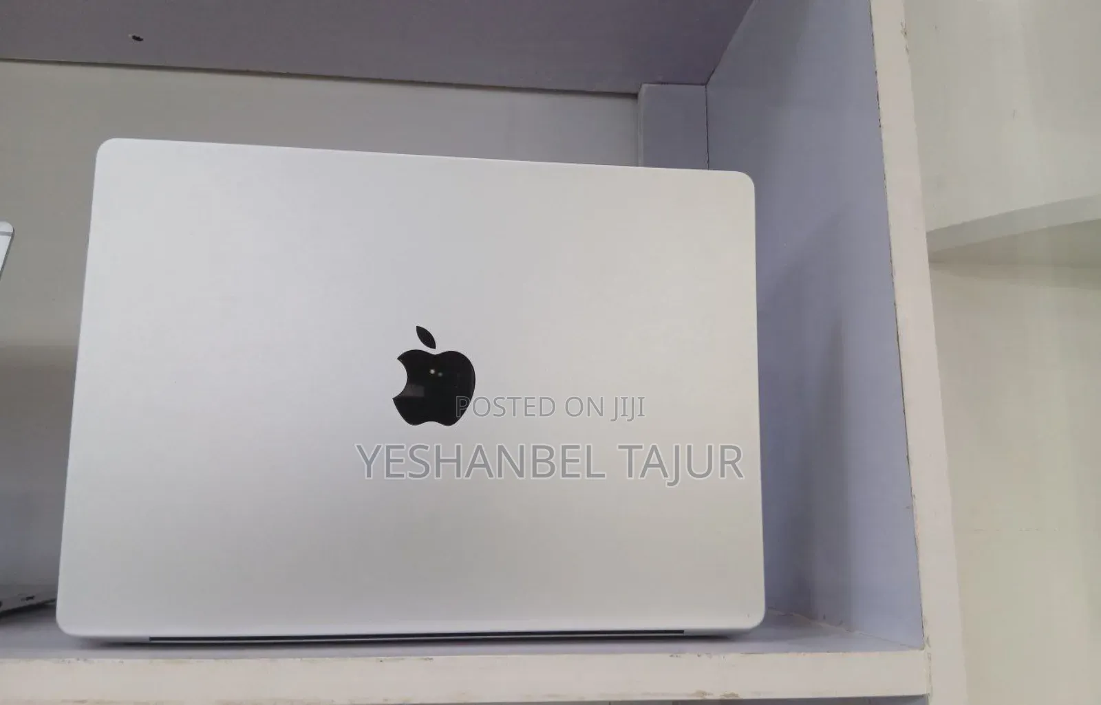 New Laptop Apple MacBook Pro M1 32GB SSD 2T