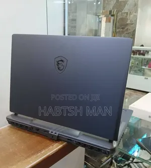 New Laptop MSI Vector 16 HX AI A2XWIG 16GB Intel Core Ultra 7 SSD 1T