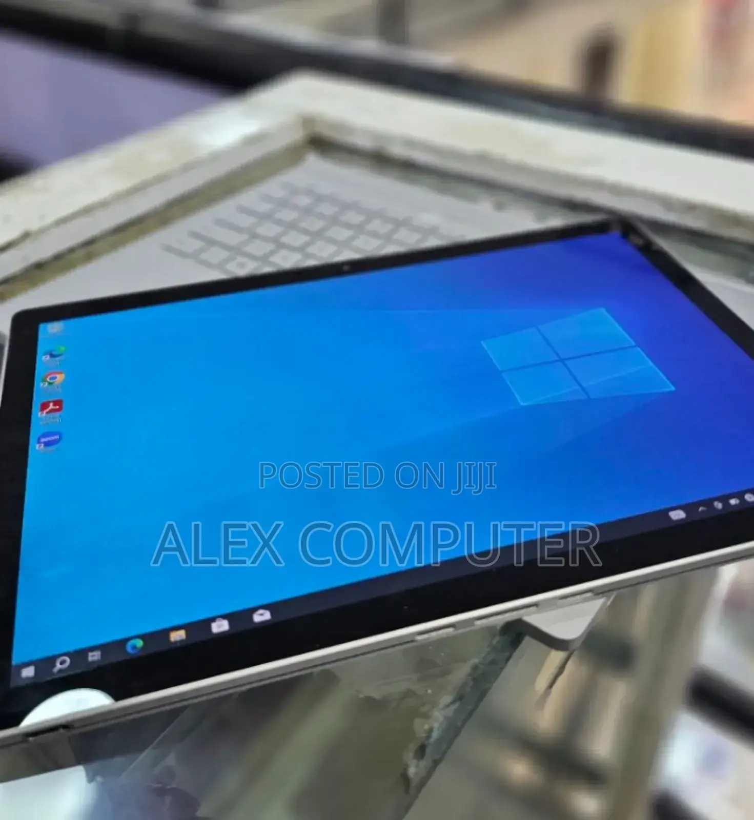 New Laptop Microsoft Surface Book 3 16GB Intel Core I7 SSD 256GB