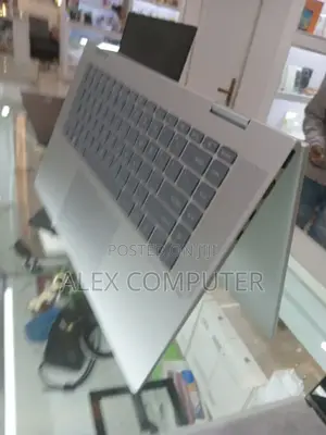 New Laptop HP Envy X360 16GB Intel Core I7 SSD 512GB