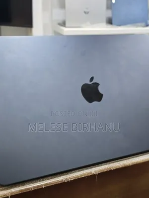 New Laptop Apple MacBook Air 2022 M2 8GB Apple M2 SSD 256GB