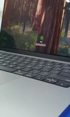 New Apple MacBook Pro 2023 M2 Max 14-Inch 32GB Apple M1 Max SSD 2T