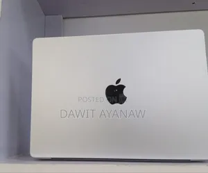 New Apple MacBook Pro 2023 M2 Max 14-Inch 32GB Apple M1 Max SSD 2T