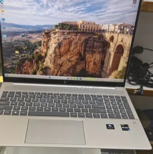 New Laptop HP Pavilion 15 16GB Intel Core I7 SSD 1T