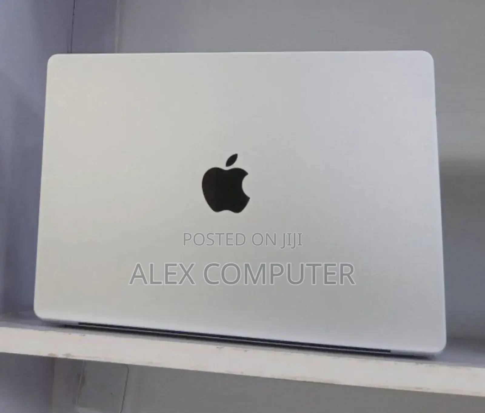 New Laptop Apple MacBook Pro M1 32GB Apple M1 SSD 2T