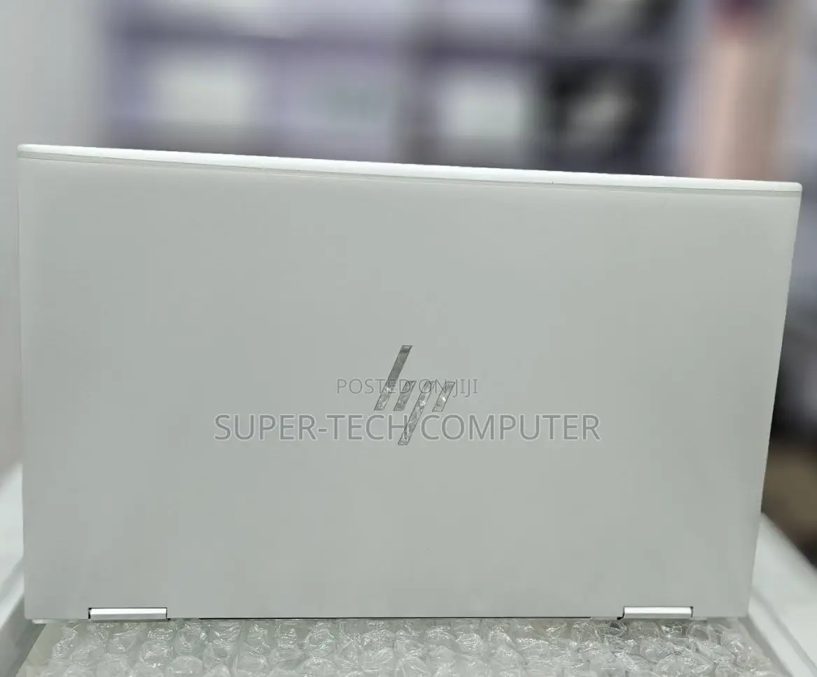 New Laptop HP EliteBook 1040 G8 16GB Intel Core I7 SSD 512GB