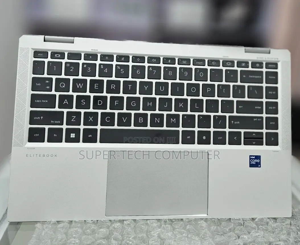 New Laptop HP EliteBook 1040 G8 16GB Intel Core I7 SSD 512GB