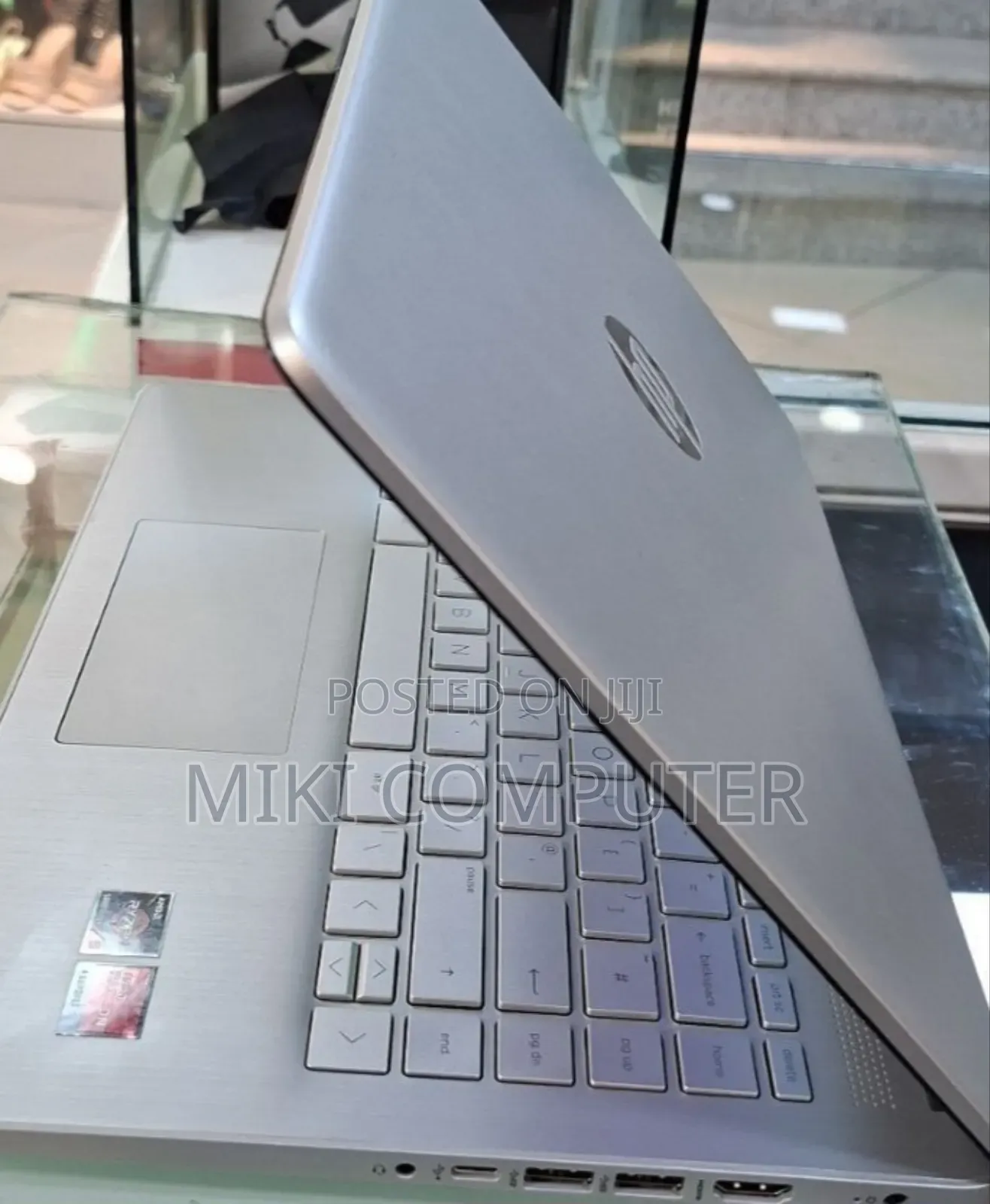 New Laptop HP Stream Notebook 8GB AMD Ryzen 5 SSD 512GB