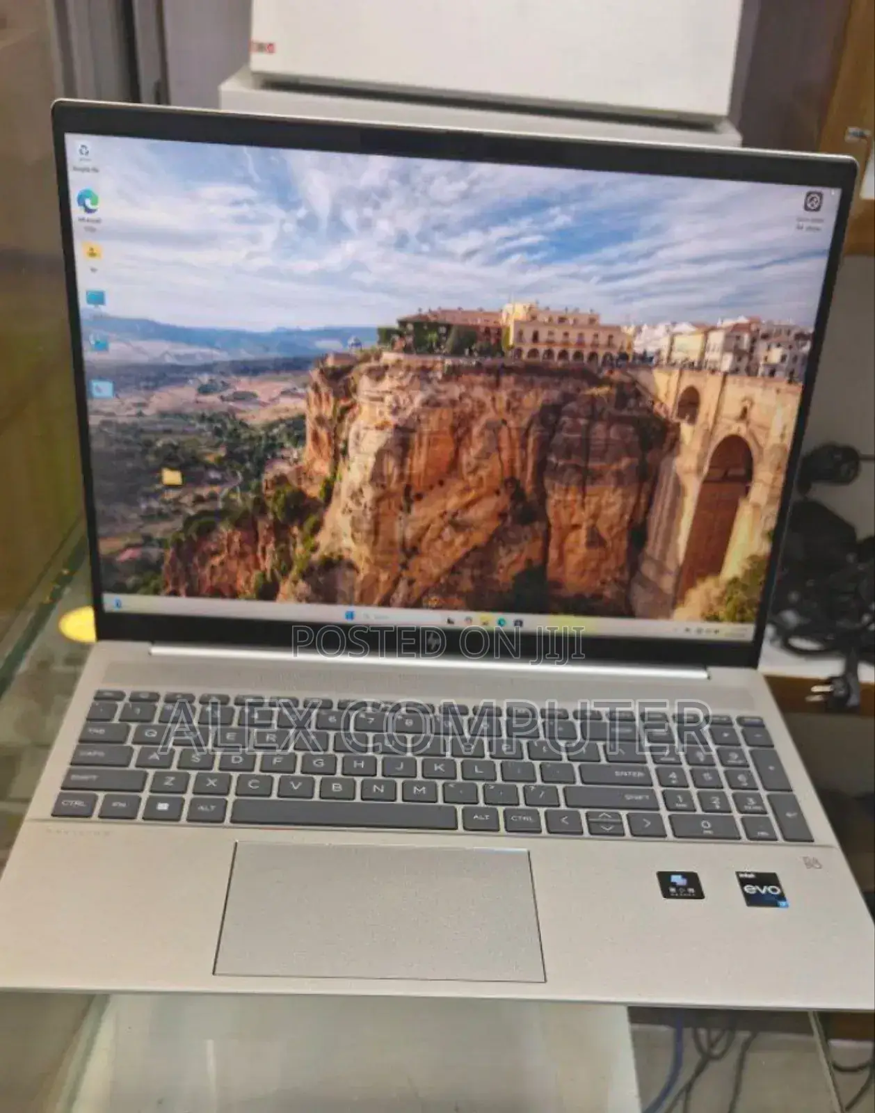 New Laptop HP Pavilion 15 16GB Intel Core I7 SSD 1T