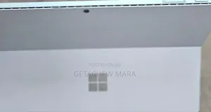 Photo - New Laptop Apple MacBook Pro M1 16GB Intel Core I7 SSD 256GB