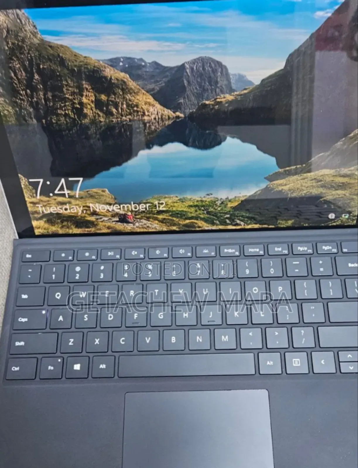 New Laptop Apple MacBook Pro M1 16GB Intel Core I7 SSD 256GB