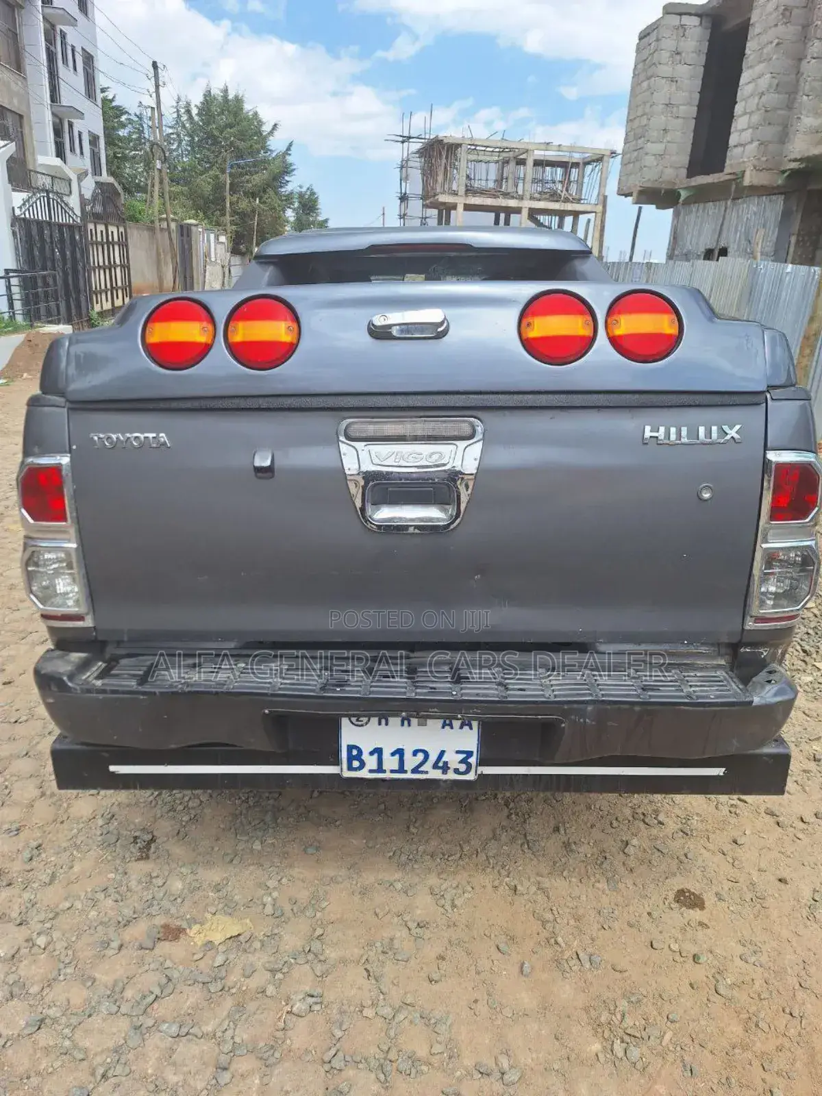 Toyota Hilux 2012 Black