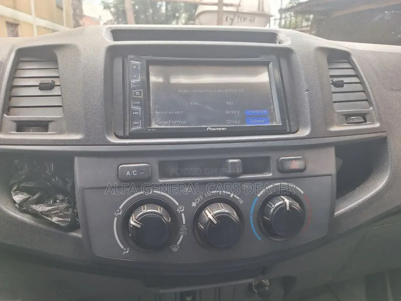 Toyota Hilux 2012 Black