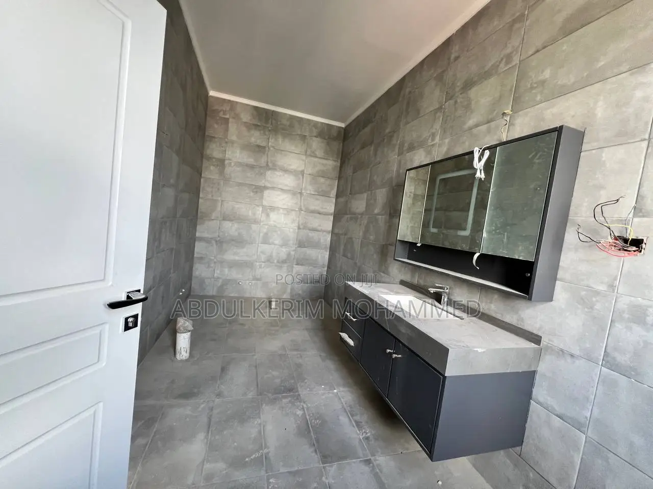 3bdrm Penthouse in Bole for sale