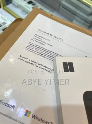 New Microsoft Surface Pro 16GB Qualcomm Snapdragon X Plus SSD 512GB