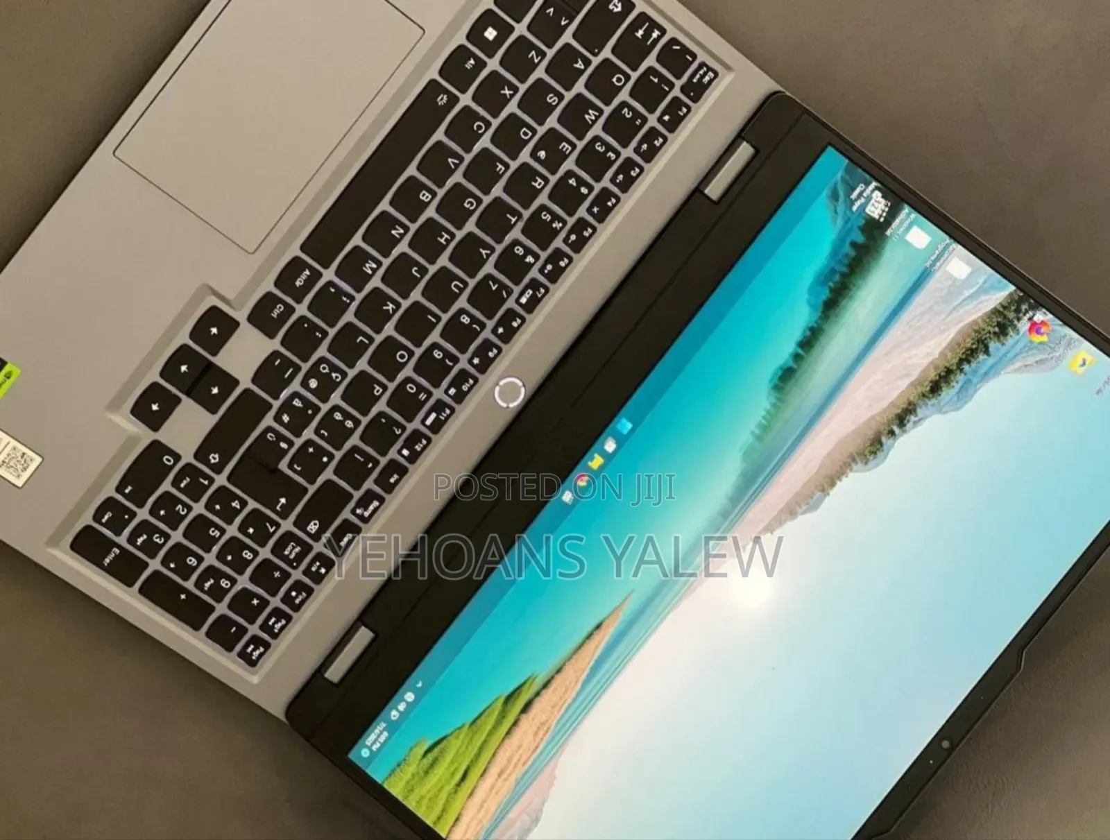 New Laptop Lenovo LOQ 15ARP9 16GB Intel Core I7 SSD 1T