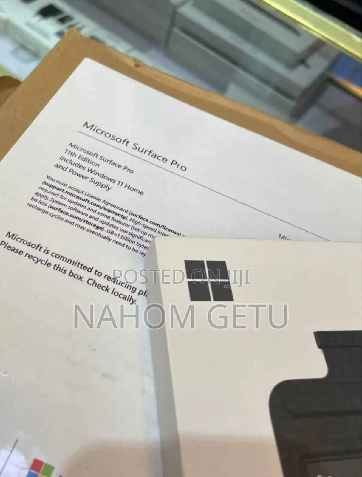 New Laptop Microsoft Surface 16GB Intel Core I7 SSD 512GB