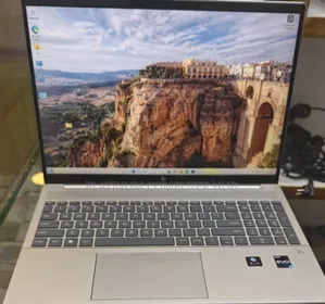 Photo - New Laptop HP Pavilion 14t 16GB Intel Core I7 SSD 1T