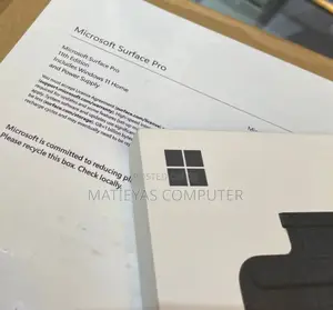 New Laptop Microsoft Surface 16GB SSD 512GB