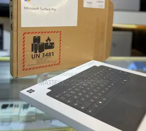 New Laptop Microsoft Surface 16GB SSD 512GB