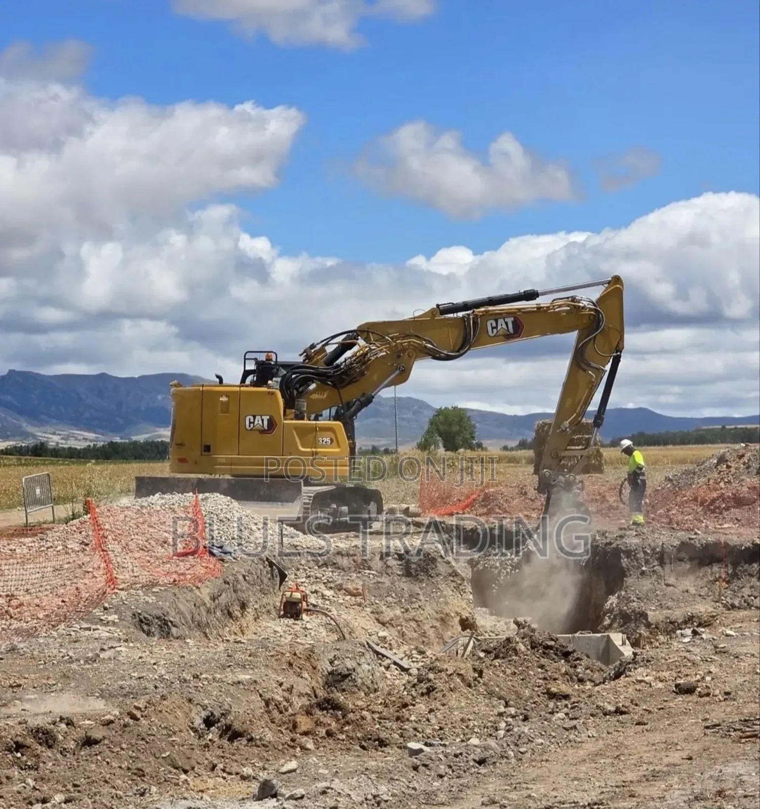 Excavator Cat Brand 330d2l Model 2016 