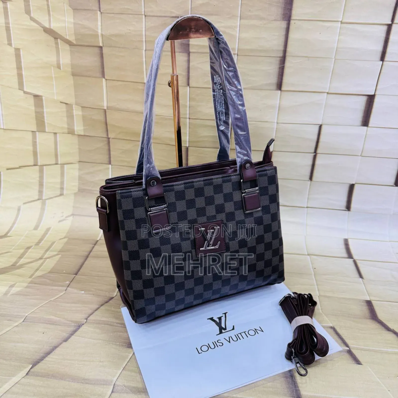 Louis Vuitton ( Lv) New Look Ladies Sling Bag