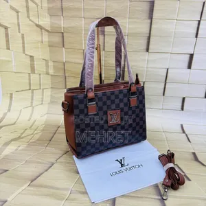 Louis Vuitton ( Lv) New Look Ladies Sling Bag