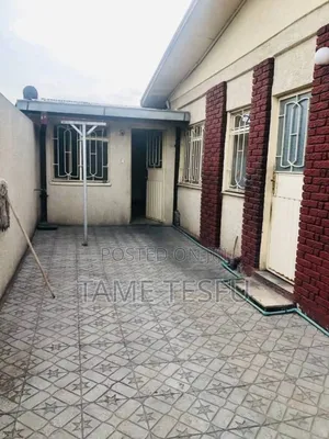 Furnished 4bdrm Villa in Hayat Compound, Bole for sale