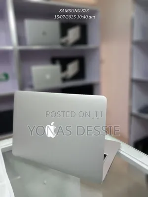 Laptop Apple MacBook Air 2017 8GB Intel Core I5 SSD 256GB