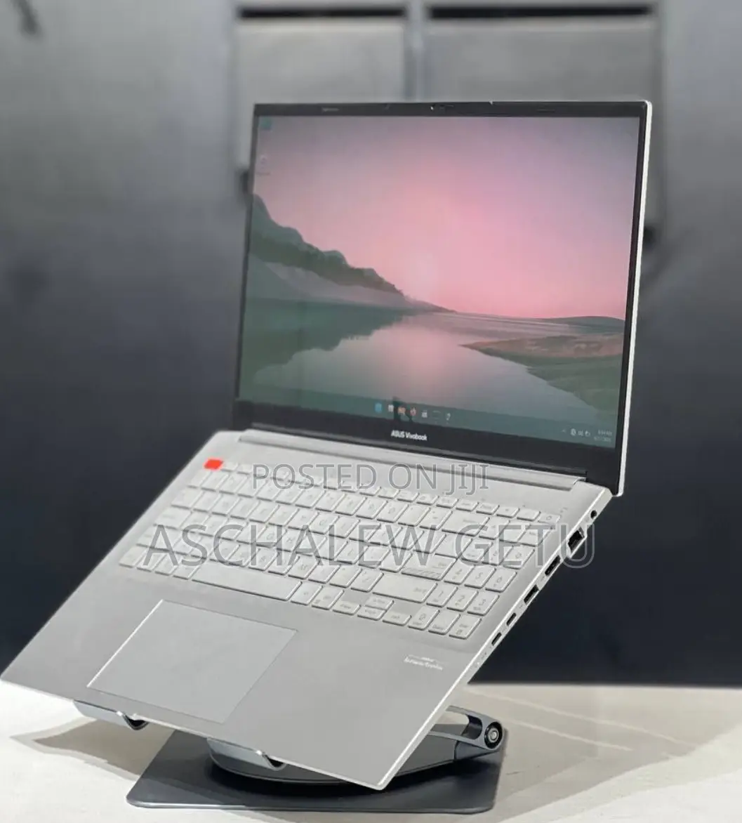 New Laptop Asus VivoBook 15 X505BA 16GB Intel Core I7 SSD 512GB