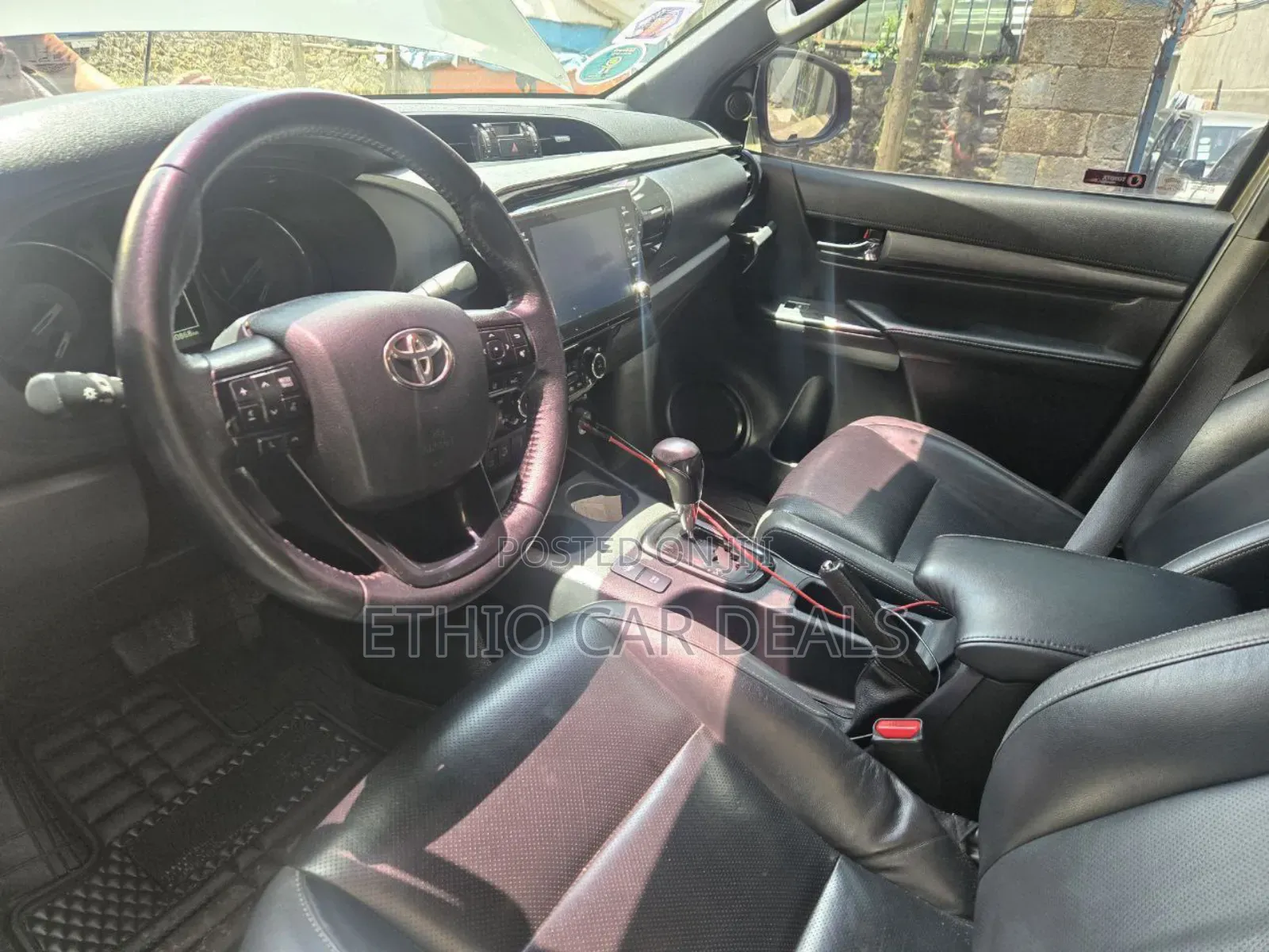 Toyota Hilux 2022 Beige