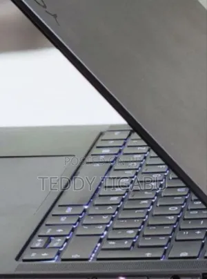 New Laptop Lenovo 16GB Intel Core I7 SSD 1T