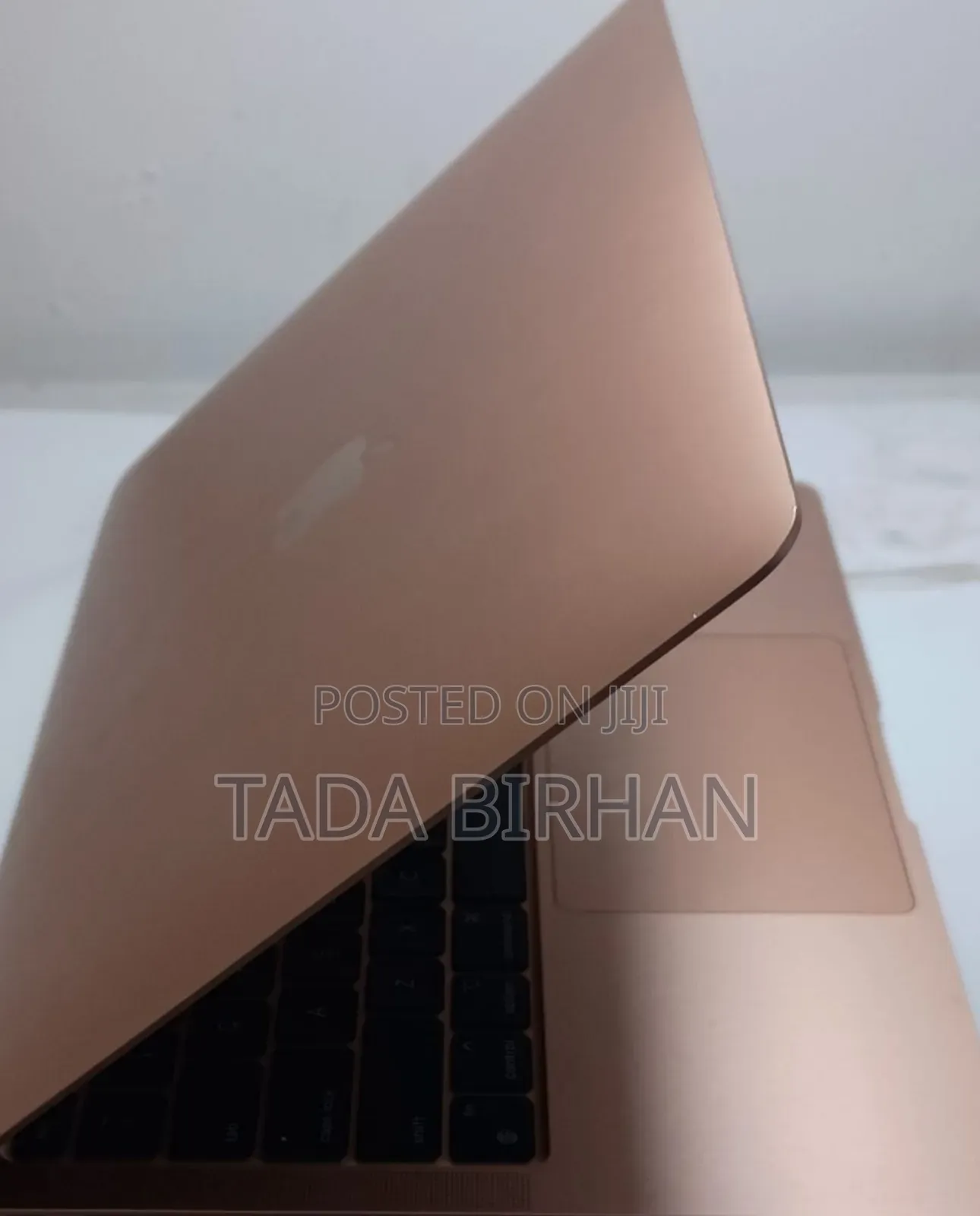 New Laptop Apple MacBook Air 2020 M1 8GB Apple M1 SSD 256GB